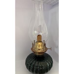 VINTAGE LAMPLIGHT FARMS #330 OIL LAMP GREEN RIB Pumpkin BASE 12”
